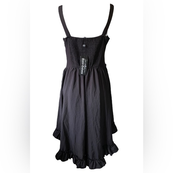 Scarlet Darkness Ruffles Hem - Picture 9 of 11